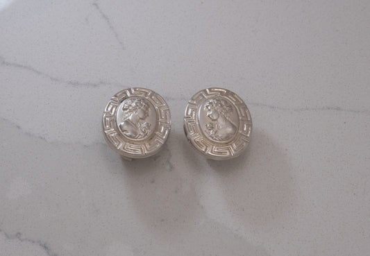 Vintage Italian Silver Cameo Clip Ons Detail