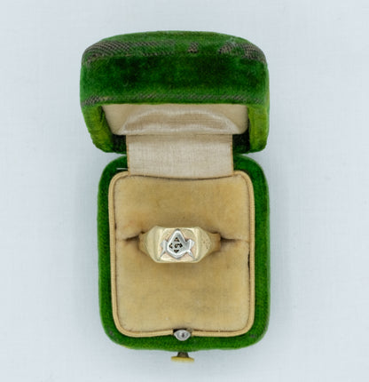 Antique Masonic Ring