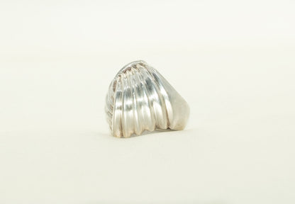 Vintage Ribbed Dôme Ring