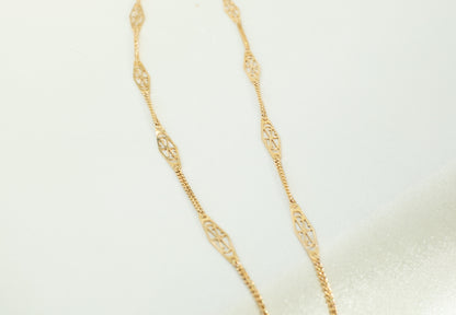 Vintage Gold Filigree Station Chain