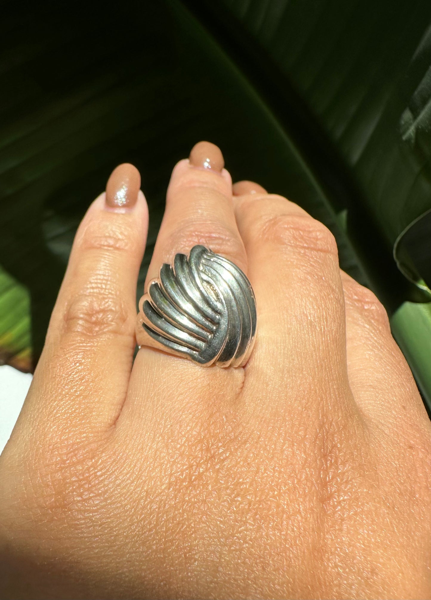 Vintage Ribbed Dôme Ring